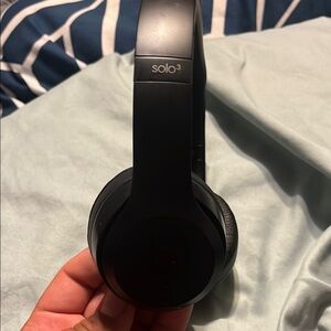 Beats by Dre Solo3 On-Ear Headphones - Matte Black